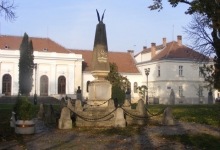Monumentul Custozza Din Alba Iulia
